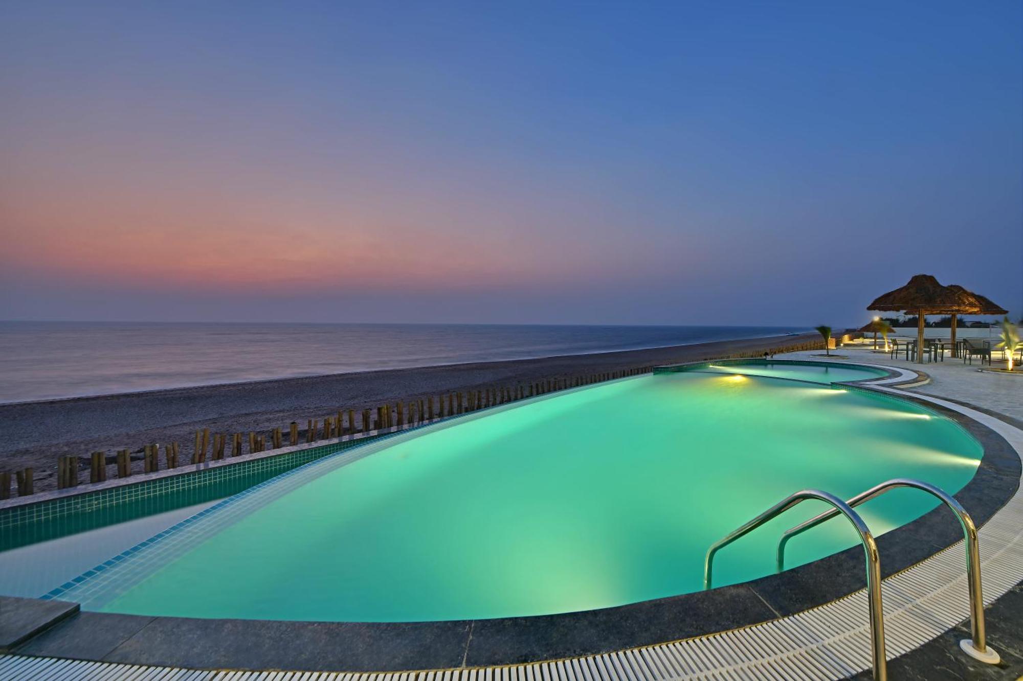 The Fern Leo Beach Resort , Madhavpur Porbandar Extérieur photo