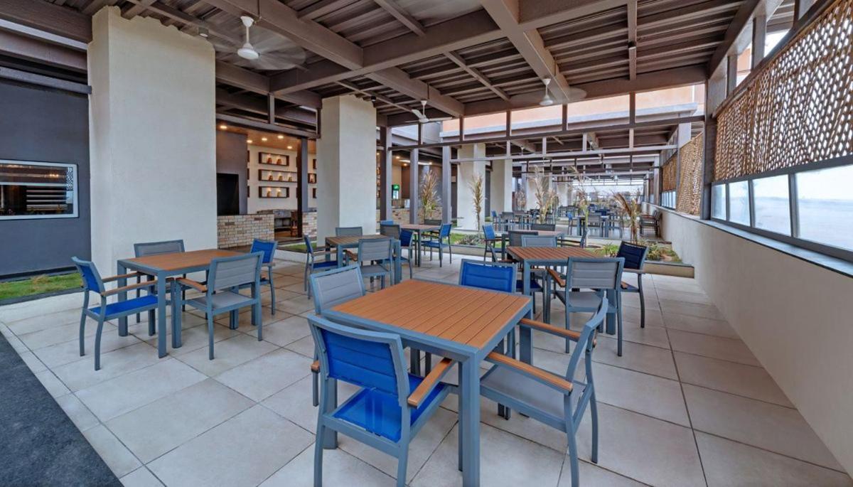 The Fern Leo Beach Resort , Madhavpur Porbandar Extérieur photo